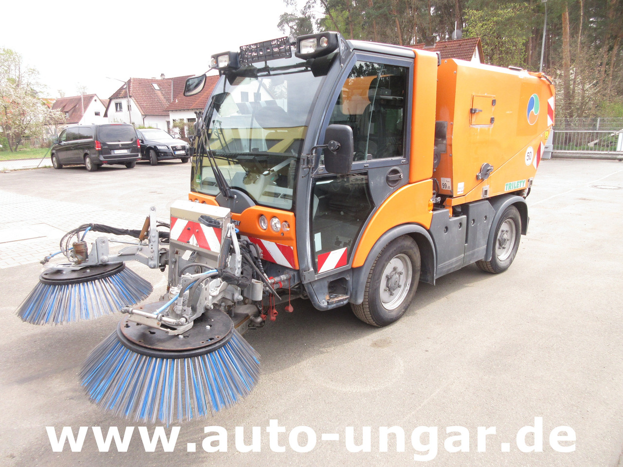 Multicar Tremo X56 4x4 Euro 5 Bj. 2015 Trilety TXK Kehr-Aufbau Motorschaden - Mjet bujqësor/ Special: foto 3 Multicar Tremo X56 4x4 Euro 5 Bj. 2015 Trilety TXK Kehr-Aufbau Motorschaden - Mjet bujqësor/ Special: foto 3
