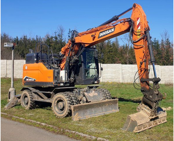 Doosan 18t DX165 WR-7 - Ekskavator me goma: foto 4 Doosan 18t DX165 WR-7 - Ekskavator me goma: foto 4