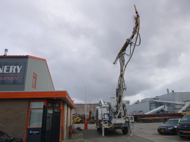 FUJI BUSSAN B-SFW1C-6S DRY / WET SHOTCRETE & GUNITE MACHINE - Makineri për hapjen e tuneleve: foto 3 FUJI BUSSAN B-SFW1C-6S DRY / WET SHOTCRETE & GUNITE MACHINE - Makineri për hapjen e tuneleve: foto 3