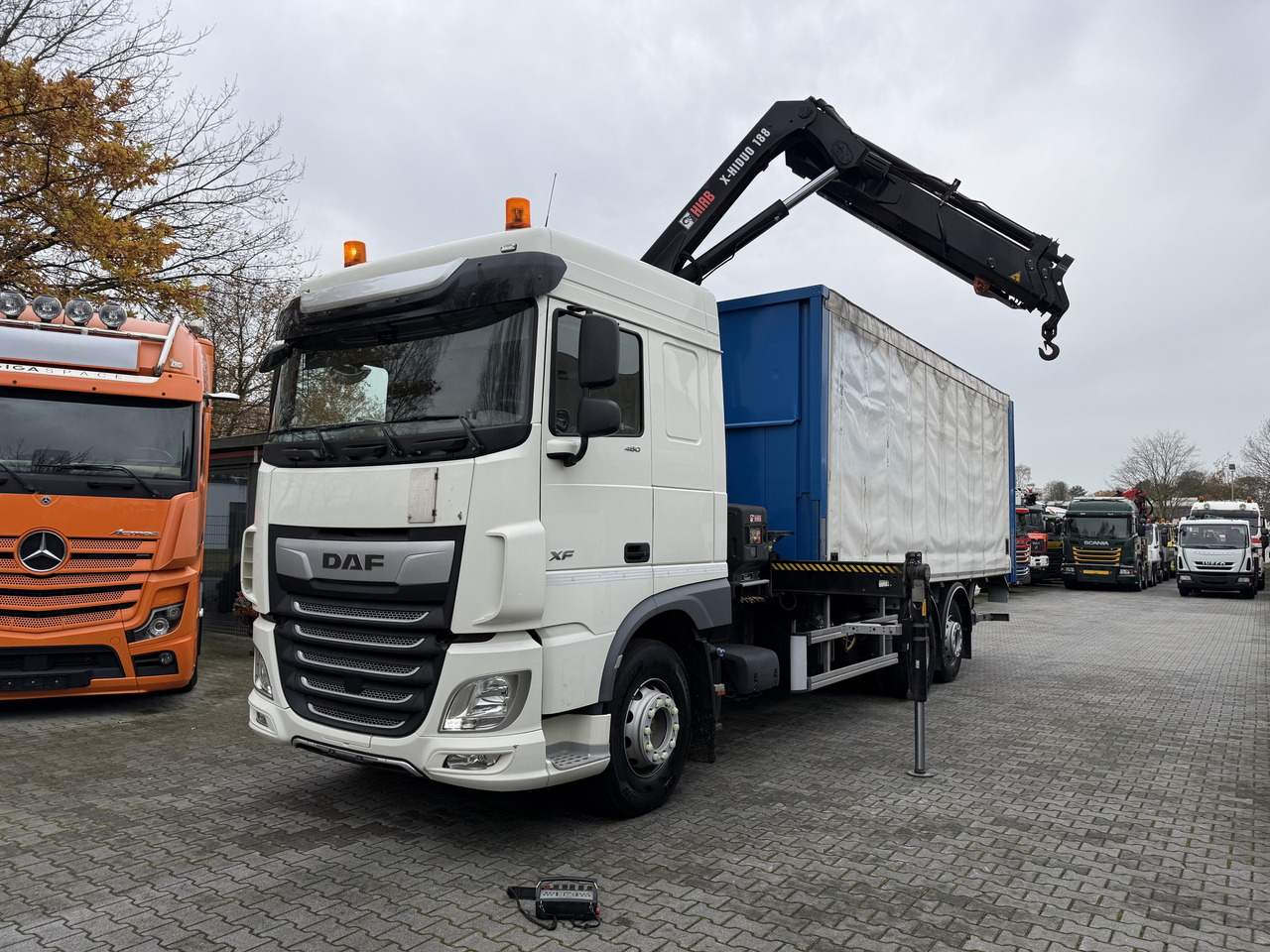 Daf XF480 6X2*4 Kran Hiab X-HiDuo 188 - Kamion me karroceri të hapur, Kamion me vinç: foto 1 Daf XF480 6X2*4 Kran Hiab X-HiDuo 188 - Kamion me karroceri të hapur, Kamion me vinç: foto 1