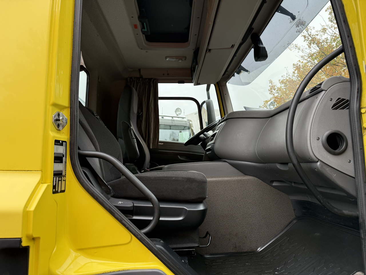 Daf CF 370 4X2 - Gjysmë-kamion: foto 3 Daf CF 370 4X2 - Gjysmë-kamion: foto 3