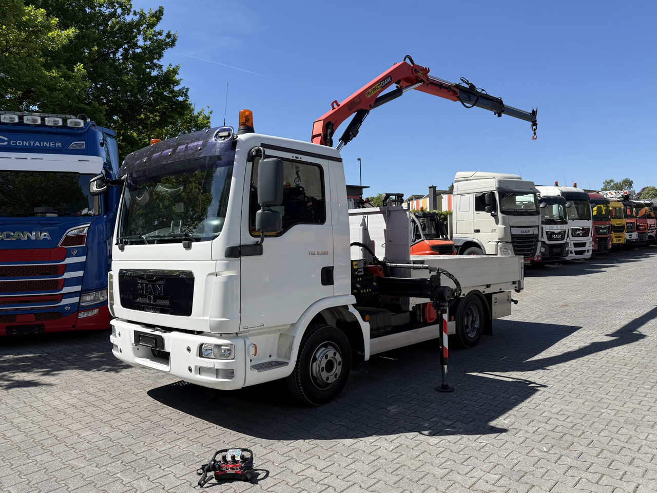 MAN TGL 8.180 Palfinger 6501 - Kamion me karroceri të hapur, Kamion me vinç: foto 1 MAN TGL 8.180 Palfinger 6501 - Kamion me karroceri të hapur, Kamion me vinç: foto 1