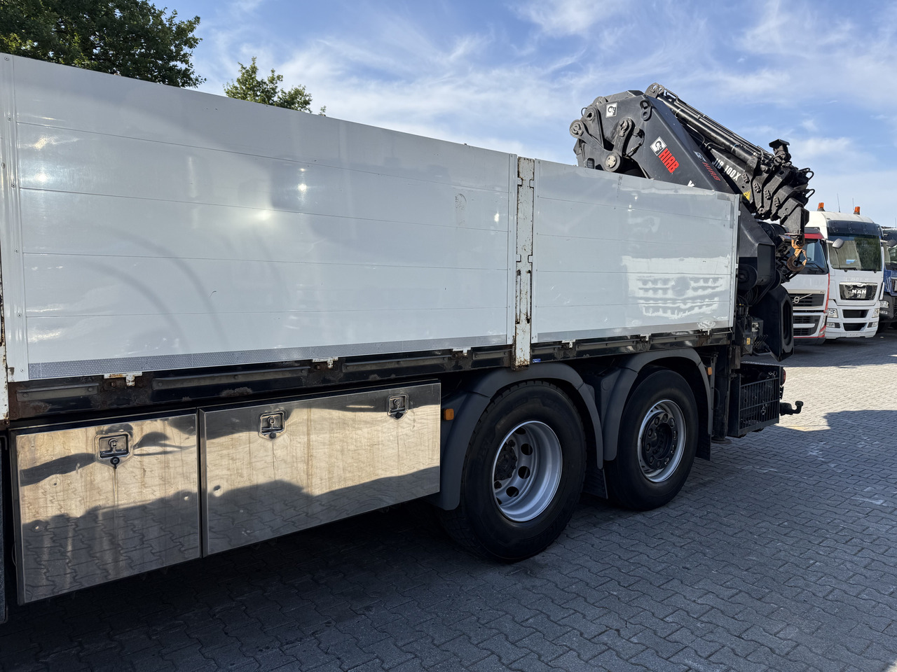 MAN TGX 26.480 6X2 Hiab 422 + Jib + Winde - Kamion me vinç, Kamion me karroceri të hapur: foto 4 MAN TGX 26.480 6X2 Hiab 422 + Jib + Winde - Kamion me vinç, Kamion me karroceri të hapur: foto 4