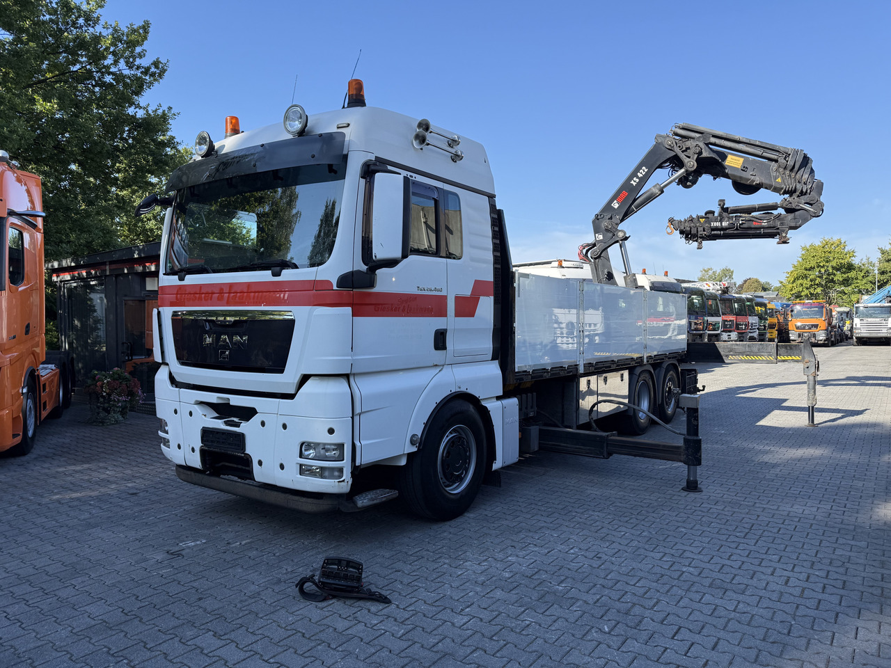 MAN TGX 26.480 6X2 Hiab 422 + Jib + Winde - Kamion me karroceri të hapur, Kamion me vinç: foto 1 MAN TGX 26.480 6X2 Hiab 422 + Jib + Winde - Kamion me karroceri të hapur, Kamion me vinç: foto 1