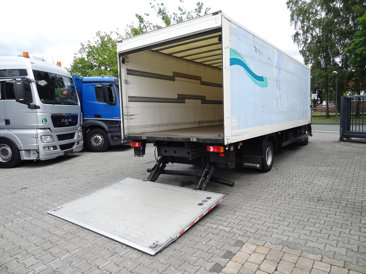 Kamion vagonetë Renault D10.210 7m Koffer: foto 13