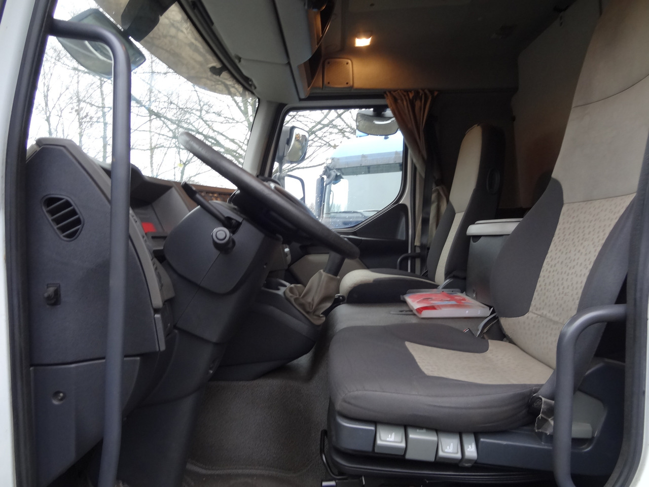 Renault Midlum 300.12 Fassi F80 - Kamion me vinç, Kamion me karroceri të hapur: foto 5 Renault Midlum 300.12 Fassi F80 - Kamion me vinç, Kamion me karroceri të hapur: foto 5