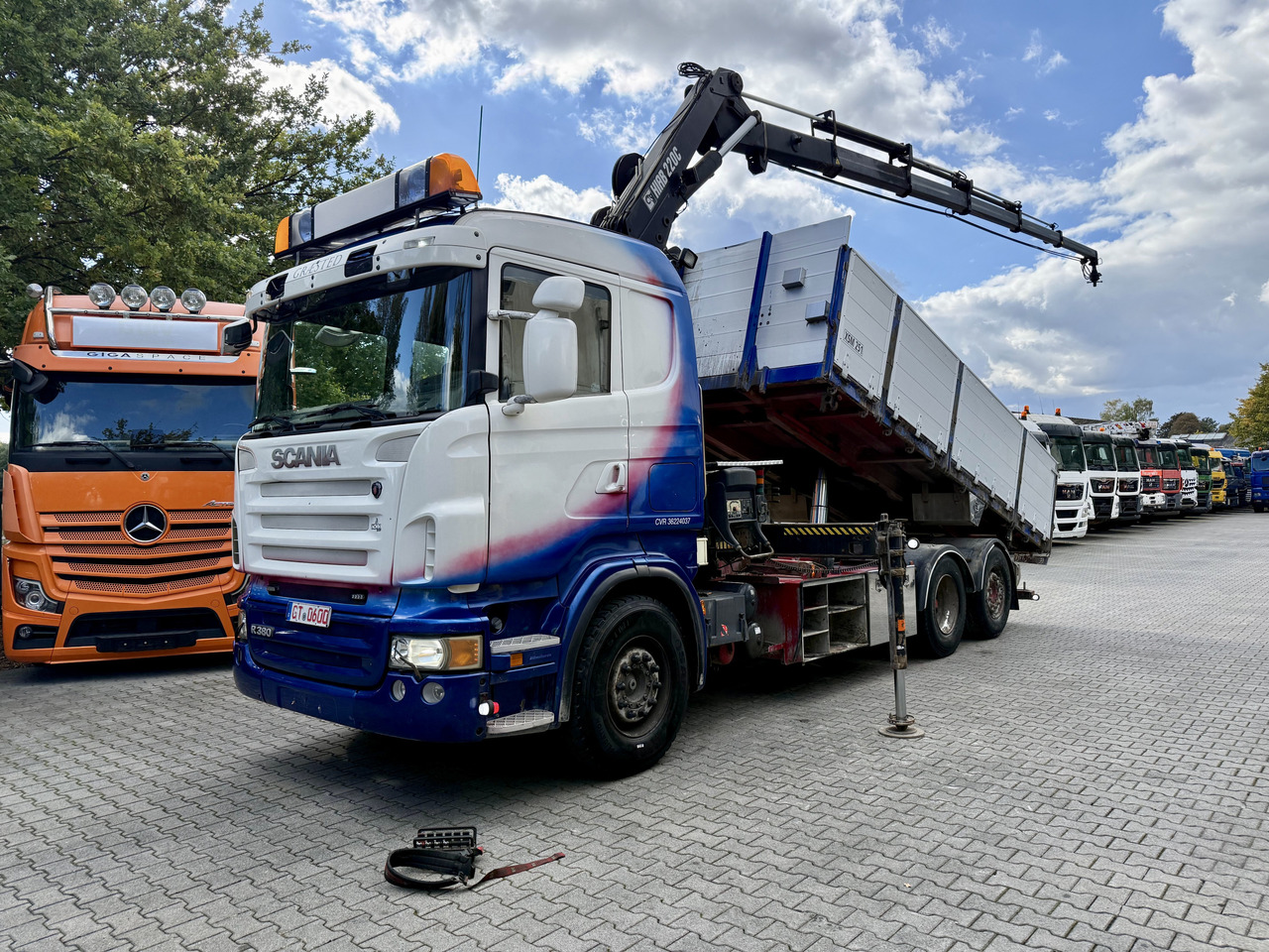 Scania R380 6X2*4 Kipper mit Kran HIAB 220 - Kamion vetëshkarkues, Kamion me vinç: foto 1 Scania R380 6X2*4 Kipper mit Kran HIAB 220 - Kamion vetëshkarkues, Kamion me vinç: foto 1