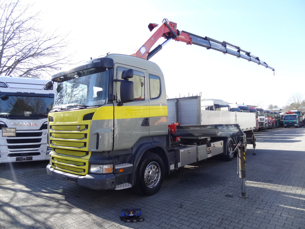 Scania R440 6X2*4 Kran HMF 3000 bis 30 Meter - Kamion me vinç, Kamion me karroceri të hapur: foto 1 Scania R440 6X2*4 Kran HMF 3000 bis 30 Meter - Kamion me vinç, Kamion me karroceri të hapur: foto 1