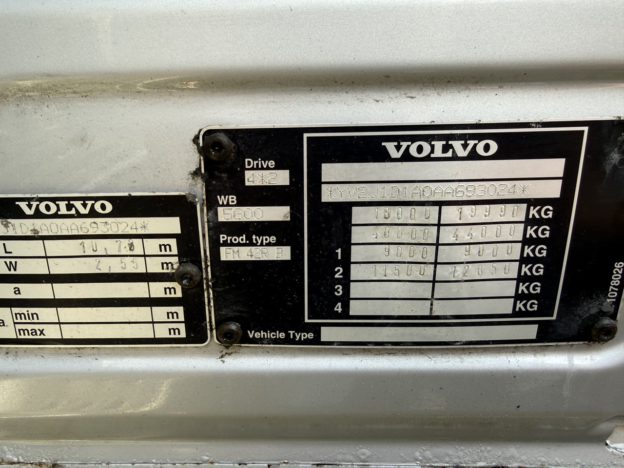 Volvo FM330 Kran Effer 165 bis 20 Meter - Kamion me vinç, Kamion me karroceri të hapur: foto 5 Volvo FM330 Kran Effer 165 bis 20 Meter - Kamion me vinç, Kamion me karroceri të hapur: foto 5