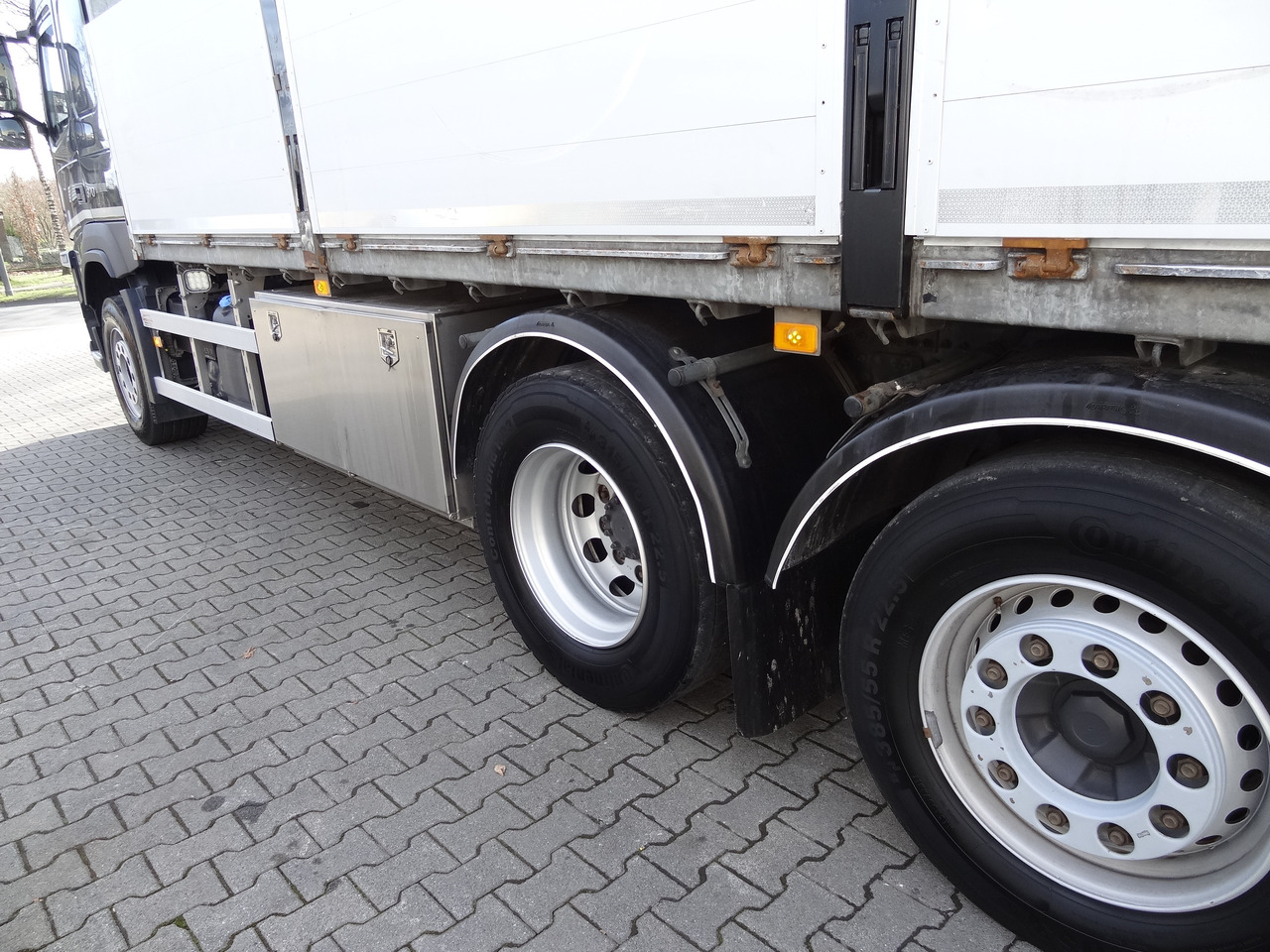 Volvo FM370 6X2*4 Kennis K14 Kran - Kamion me vinç, Kamion me karroceri të hapur: foto 3 Volvo FM370 6X2*4 Kennis K14 Kran - Kamion me vinç, Kamion me karroceri të hapur: foto 3