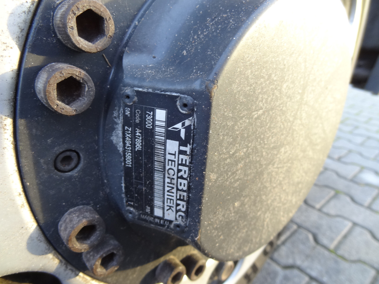 Volvo FM420 4X4 X-Track - Kamion kabinë-shasi: foto 2 Volvo FM420 4X4 X-Track - Kamion kabinë-shasi: foto 2