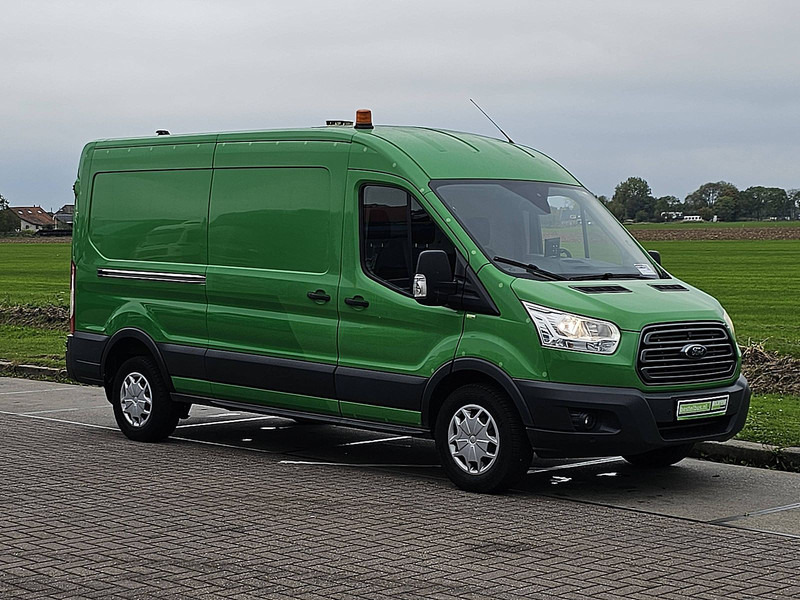 Ford Transit 2.0 L3H2 Navi Euro6 AC! - Furgon: foto 5 Ford Transit 2.0 L3H2 Navi Euro6 AC! - Furgon: foto 5