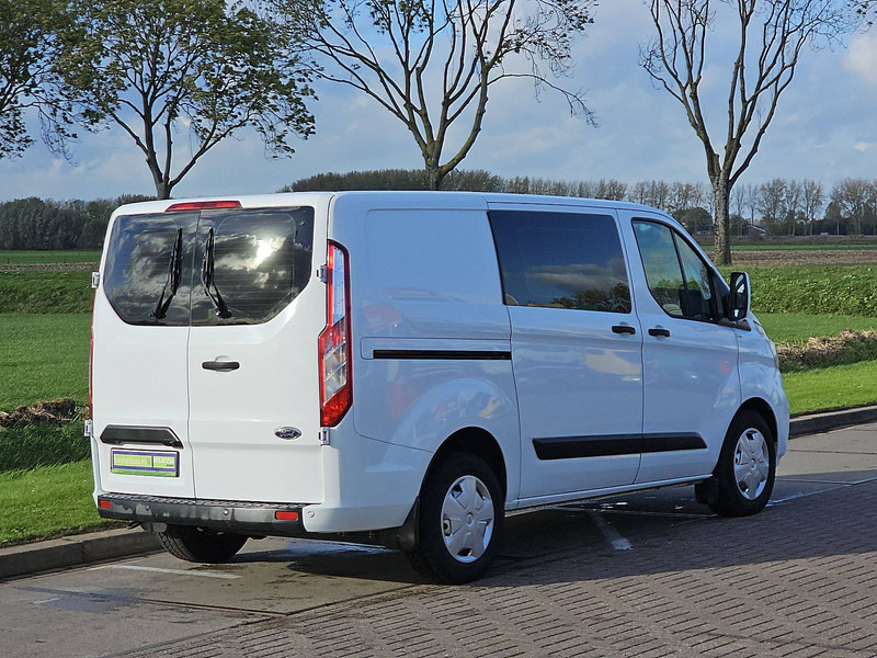 Ford Transit Custom 2.0 L1H1 Navi Euro6 - Furgon i vogël: foto 3 Ford Transit Custom 2.0 L1H1 Navi Euro6 - Furgon i vogël: foto 3