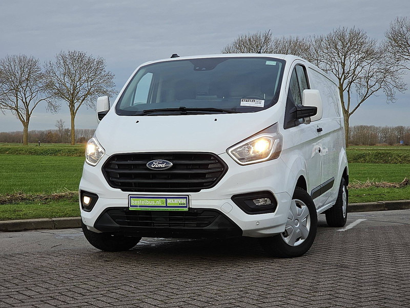 Ford Transit Custom 2.0 L2H1 Navi Euro6 - Furgon i vogël: foto 1 Ford Transit Custom 2.0 L2H1 Navi Euro6 - Furgon i vogël: foto 1
