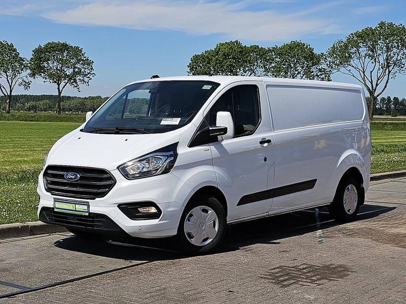 Ford Transit Custom 2.0 L2H1 Navi Euro6 - Furgon i vogël: foto 2 Ford Transit Custom 2.0 L2H1 Navi Euro6 - Furgon i vogël: foto 2