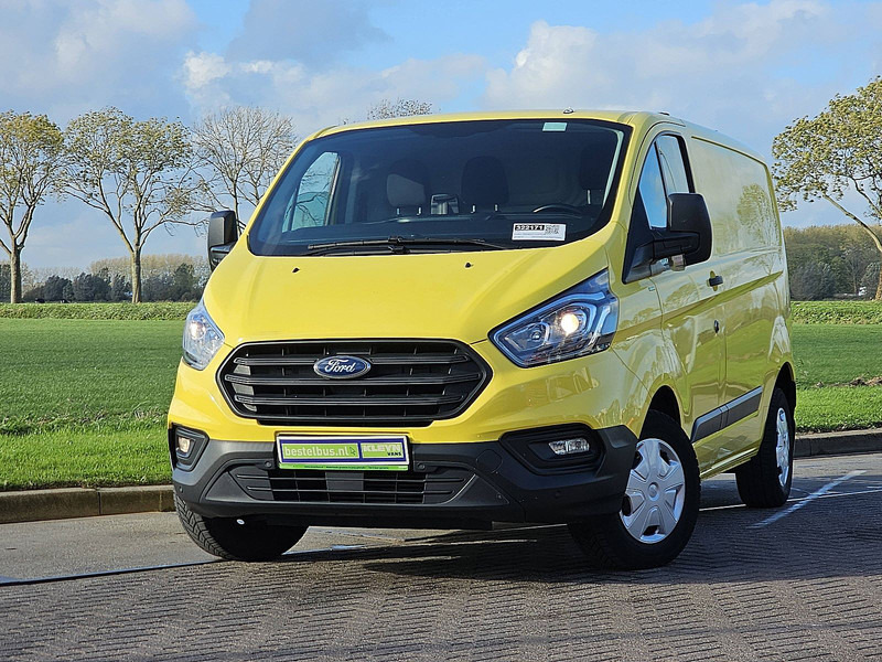 Ford Transit Custom 2.0 ac EURO6 - Furgon i vogël: foto 1 Ford Transit Custom 2.0 ac EURO6 - Furgon i vogël: foto 1