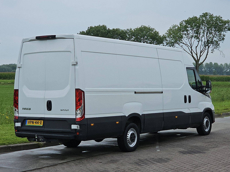 Iveco Daily 35S14 ac automaat EURO6 - Furgon: foto 3 Iveco Daily 35S14 ac automaat EURO6 - Furgon: foto 3