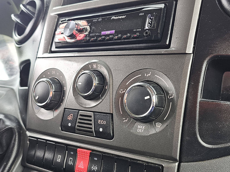 Kamioncine me kontinier Iveco Daily 70C17 Bakwagen Laadklep!: foto 10