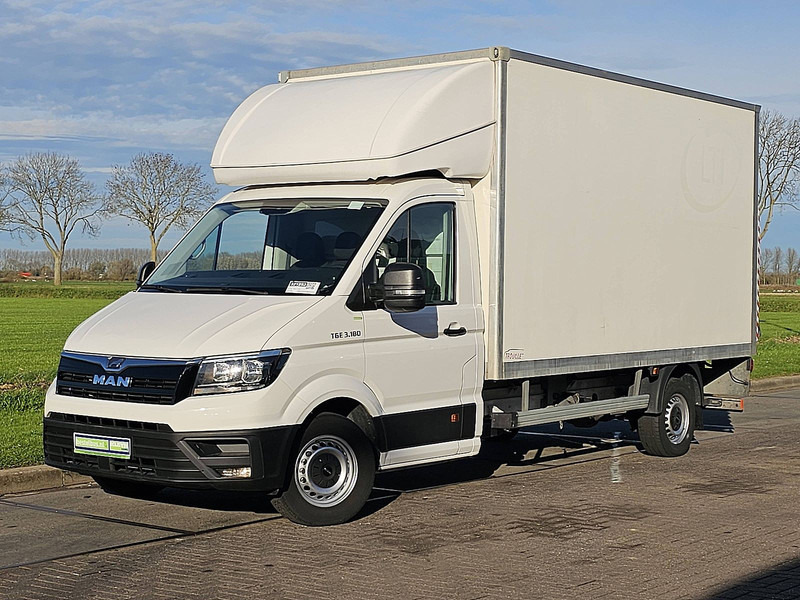MAN TGE 3.180 Bakwagen Laadklep! - Kamioncine me kontinier: foto 2 MAN TGE 3.180 Bakwagen Laadklep! - Kamioncine me kontinier: foto 2