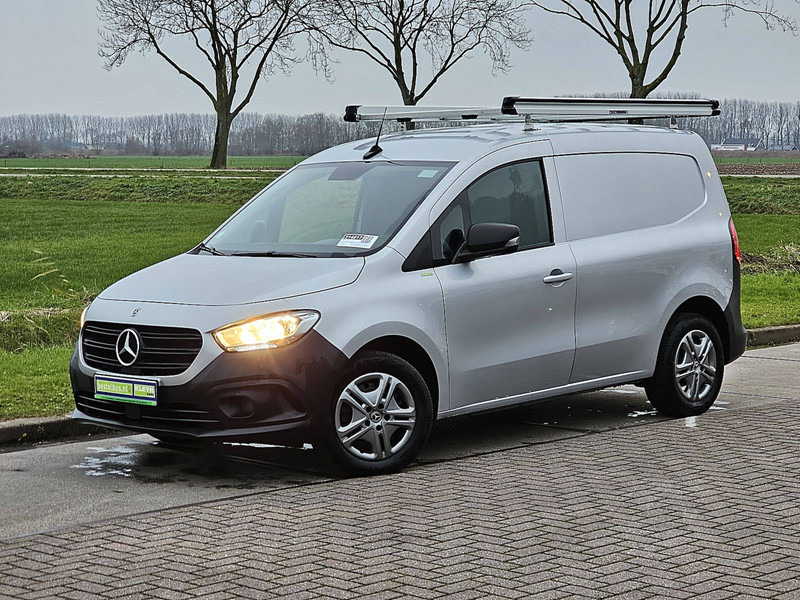 Mercedes-Benz Citan 110 CDI L1 PRO Mbux Euro6! - Kamioncine me kontinier: foto 2 Mercedes-Benz Citan 110 CDI L1 PRO Mbux Euro6! - Kamioncine me kontinier: foto 2