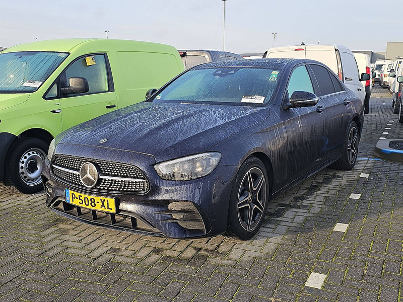 Mercedes-Benz E-Klasse E220 CDI AVANTGARDE PANO - Veturë: foto 2 Mercedes-Benz E-Klasse E220 CDI AVANTGARDE PANO - Veturë: foto 2