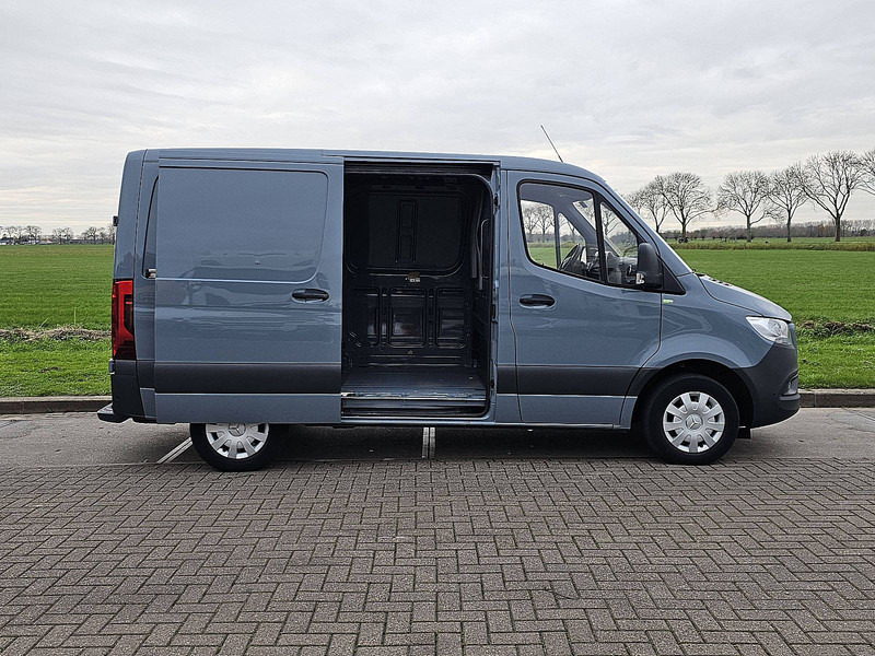 Furgon i vogël Mercedes-Benz Sprinter 211 automaat EURO6: foto 12 Furgon i vogël Mercedes-Benz Sprinter 211 automaat EURO6: foto 12