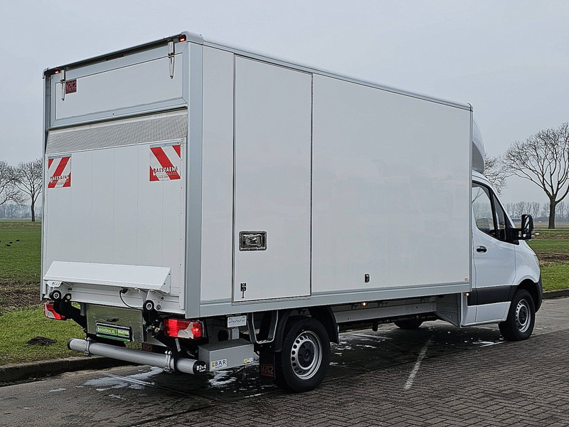 Mercedes-Benz Sprinter 315 Bakwagen Laadklep! - Kamioncine me kontinier: foto 3 Mercedes-Benz Sprinter 315 Bakwagen Laadklep! - Kamioncine me kontinier: foto 3