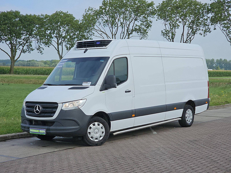 Mercedes-Benz Sprinter 315 L3H2 Koeling Vriezer - Furgon frigorifer: foto 2 Mercedes-Benz Sprinter 315 L3H2 Koeling Vriezer - Furgon frigorifer: foto 2