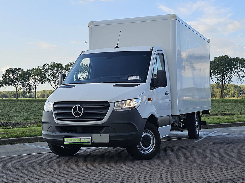 Mercedes-Benz Sprinter 316 Bakwagen Laadklep! - Kamioncine me kontinier: foto 1 Mercedes-Benz Sprinter 316 Bakwagen Laadklep! - Kamioncine me kontinier: foto 1
