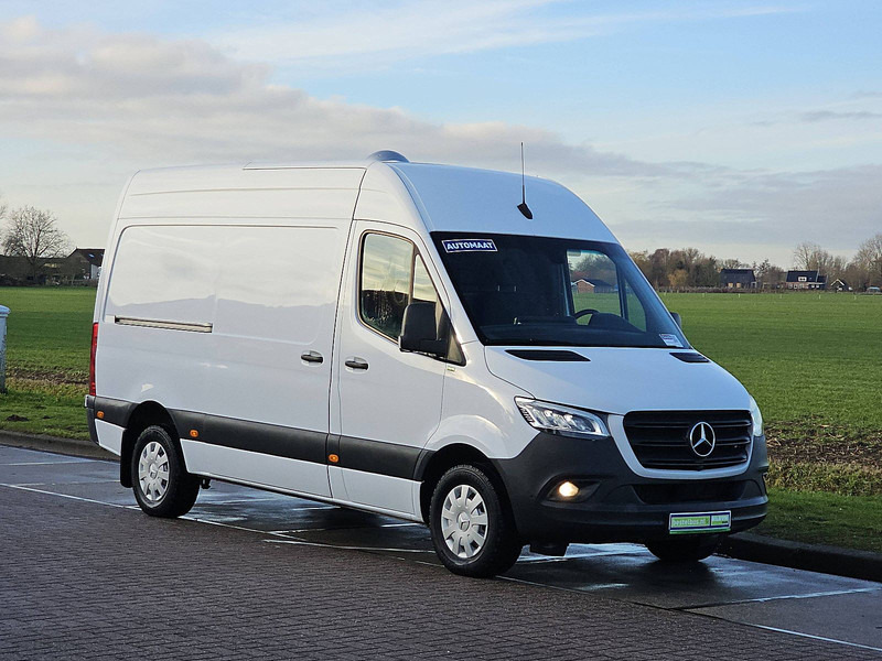 Mercedes-Benz Sprinter 317 L2H2 LED MBUX10 RWD! - Furgon: foto 5 Mercedes-Benz Sprinter 317 L2H2 LED MBUX10 RWD! - Furgon: foto 5