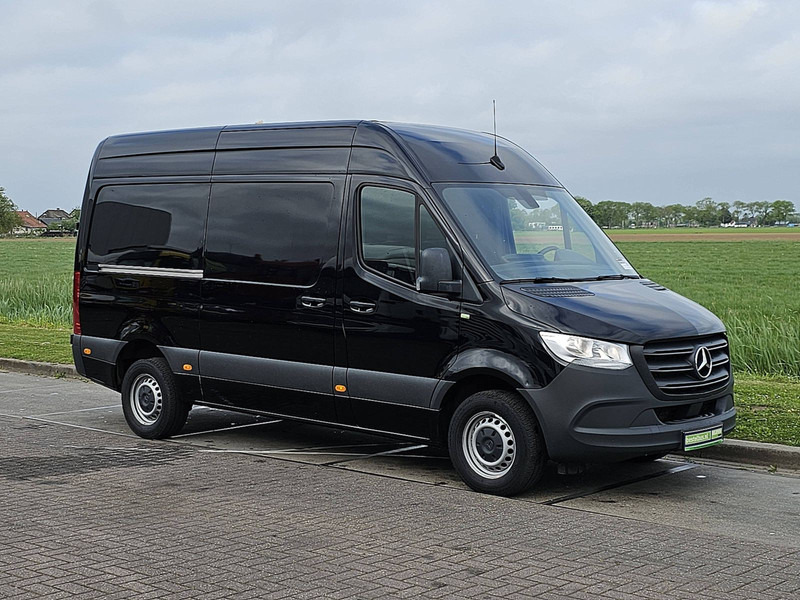 Mercedes-Benz Sprinter 317 L2H2 Navi Trekhaak! - Furgon: foto 5 Mercedes-Benz Sprinter 317 L2H2 Navi Trekhaak! - Furgon: foto 5