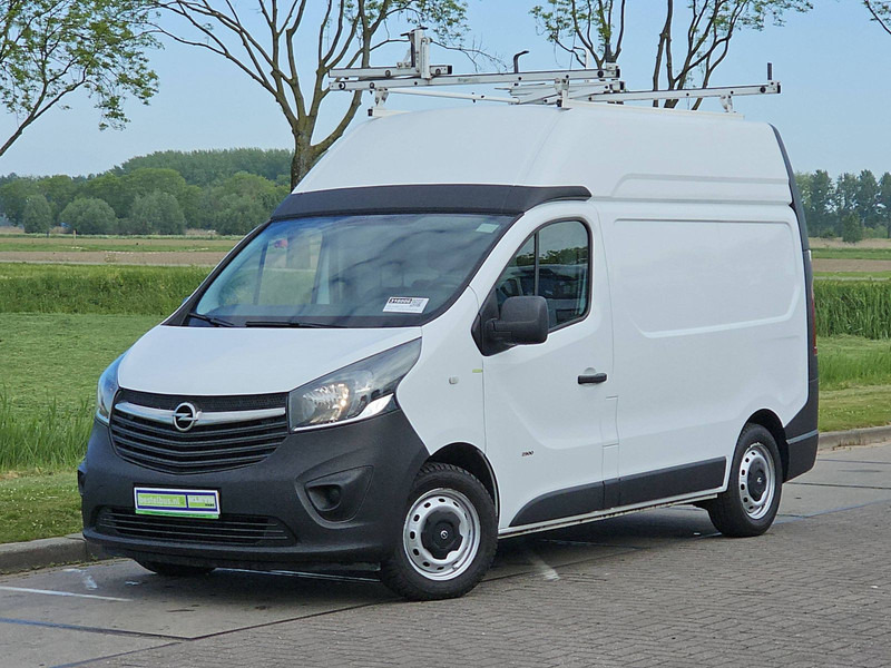 Opel Vivaro 1.6 ac 120 pk - Furgon i vogël: foto 2 Opel Vivaro 1.6 ac 120 pk - Furgon i vogël: foto 2