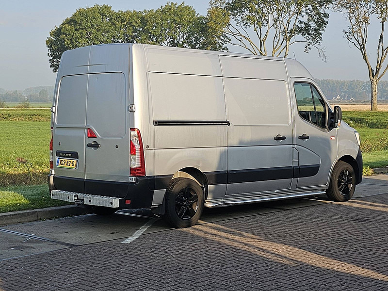 Renault Master T35 clima aut. EURO6 - Furgon: foto 3 Renault Master T35 clima aut. EURO6 - Furgon: foto 3