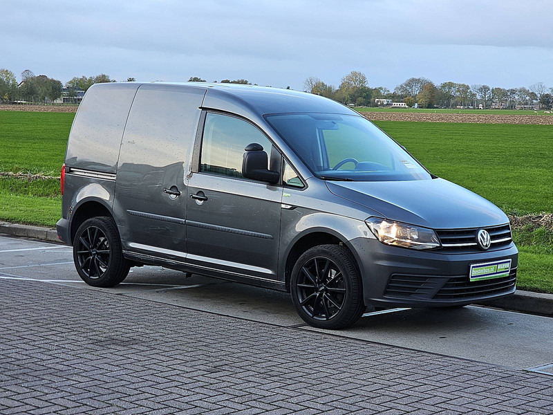 Volkswagen Caddy 2.0 - Furgon i vogël: foto 5 Volkswagen Caddy 2.0 - Furgon i vogël: foto 5