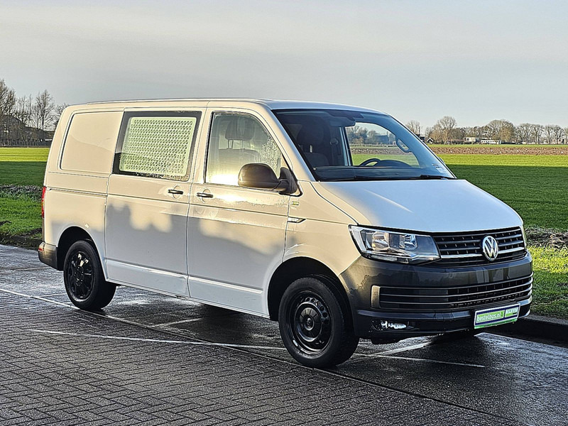 Volkswagen Transporter 2.0 TDI L1H1 Airco Euro6! - Furgon i vogël: foto 5 Volkswagen Transporter 2.0 TDI L1H1 Airco Euro6! - Furgon i vogël: foto 5