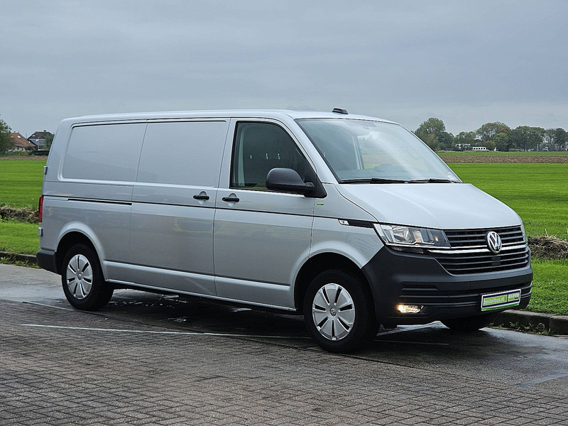 Volkswagen Transporter 2.0 TDI ac lang EURO6 - Furgon i vogël: foto 5 Volkswagen Transporter 2.0 TDI ac lang EURO6 - Furgon i vogël: foto 5