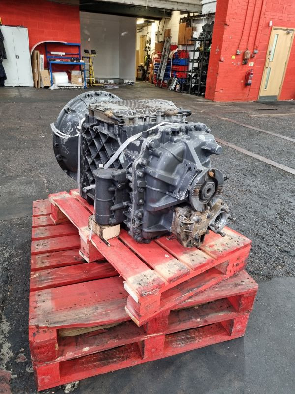 Volvo AT2412C Gearbox - Kutia e marsheve: foto 4 Volvo AT2412C Gearbox - Kutia e marsheve: foto 4