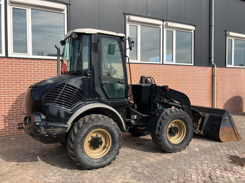 Atlas 75S - Fadrom me goma: foto 4 Atlas 75S - Fadrom me goma: foto 4