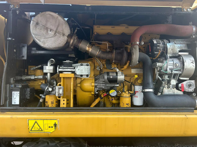 Caterpillar M313D - Ekskavator me goma: foto 5 Caterpillar M313D - Ekskavator me goma: foto 5
