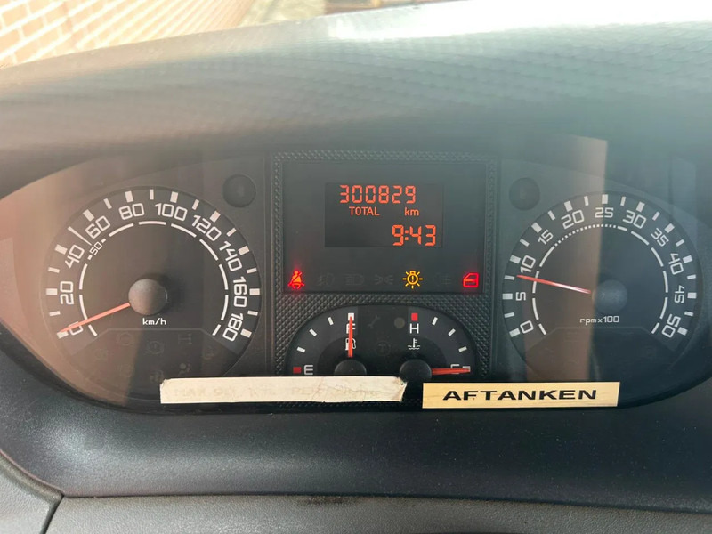 Iveco Daily 40 C18 - Gjysmë-kamion: foto 5 Iveco Daily 40 C18 - Gjysmë-kamion: foto 5