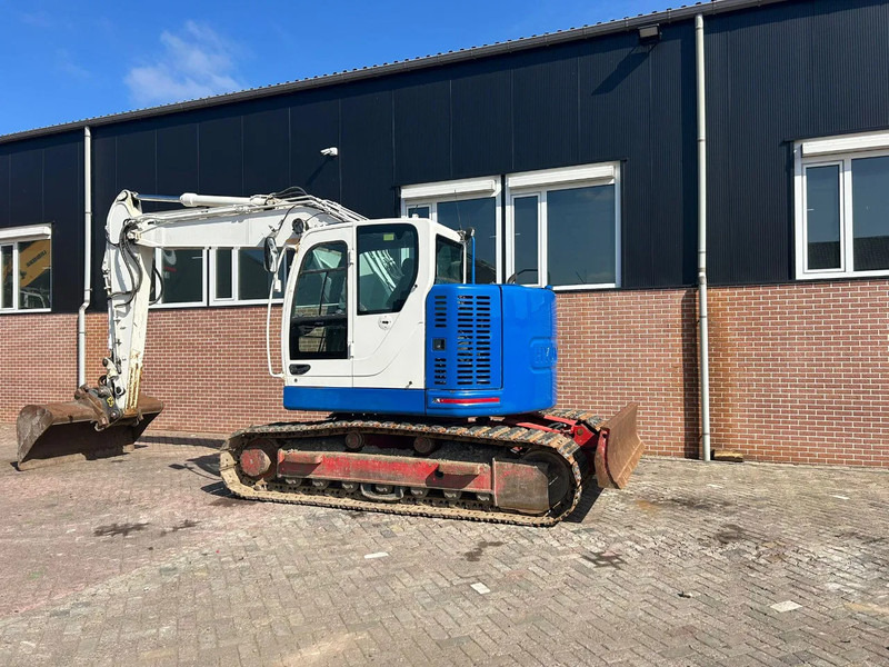 Hyundai ROBEX145LCR-9A - Ekskavator me zinxhirë: foto 3 Hyundai ROBEX145LCR-9A - Ekskavator me zinxhirë: foto 3