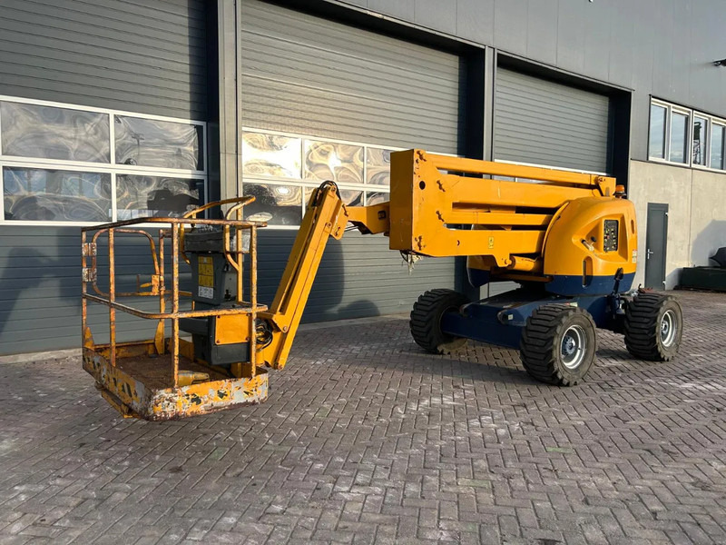 JLG 450AJ - Krah me çernjerë: foto 1 JLG 450AJ - Krah me çernjerë: foto 1