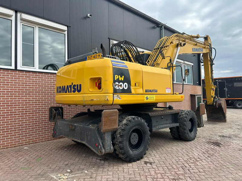 Komatsu PW200 - Ekskavator me goma: foto 4 Komatsu PW200 - Ekskavator me goma: foto 4