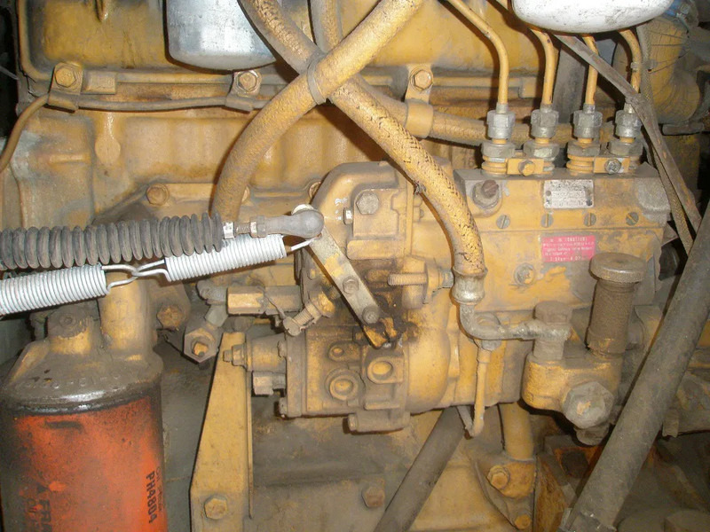 Komatsu W40-2 - Fadrom me goma: foto 5 Komatsu W40-2 - Fadrom me goma: foto 5