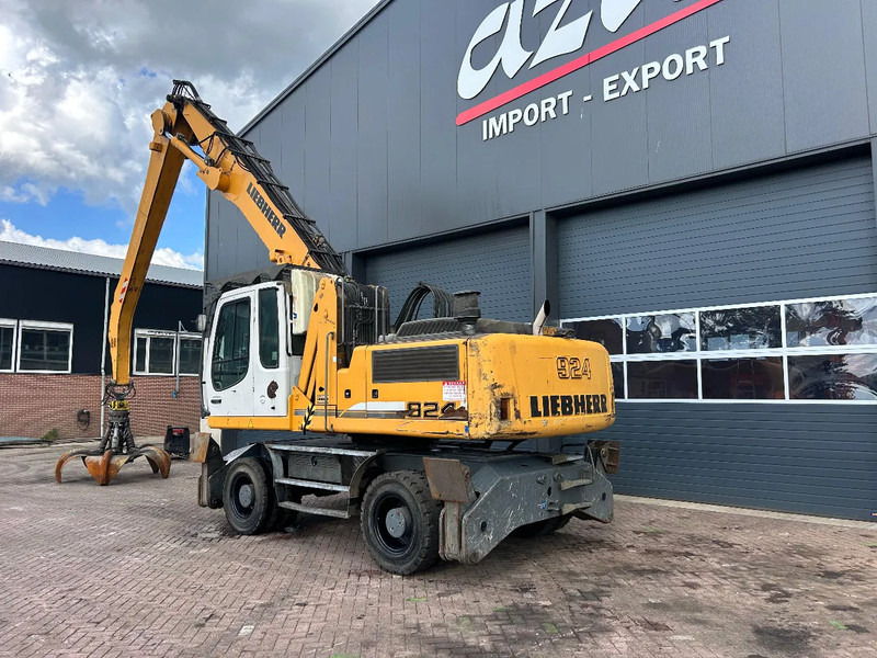 Liebherr A924C - Ekskavator për mbetje: foto 3 Liebherr A924C - Ekskavator për mbetje: foto 3