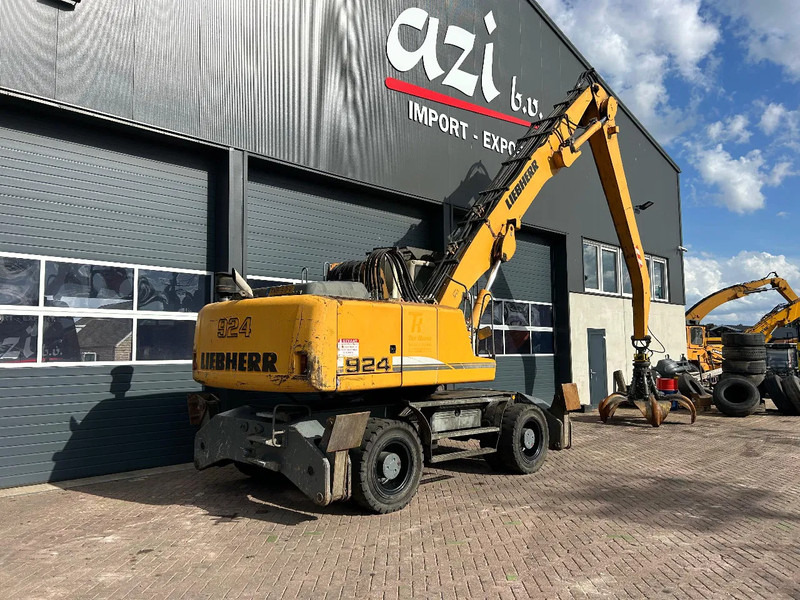 Liebherr A924C - Ekskavator për mbetje: foto 4 Liebherr A924C - Ekskavator për mbetje: foto 4