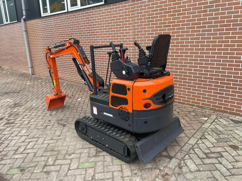 Rhino RTE-11B - Miniekskavator: foto 2 Rhino RTE-11B - Miniekskavator: foto 2