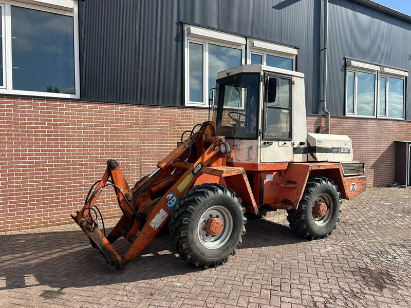 Schaeff SKL851 - Fadrom me goma: foto 1 Schaeff SKL851 - Fadrom me goma: foto 1