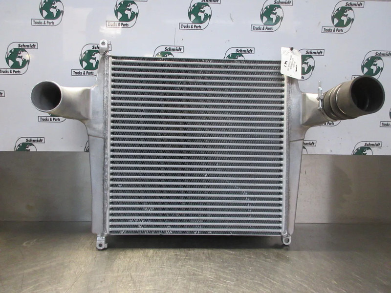 DAF 1708380 INTERCOOLER DAF PX7 EURO 6 NIEUWE & GEBRUIK OP VOORRAAAD - Ftohësi i ndërmjetëm për Kamioni: foto 4 DAF 1708380 INTERCOOLER DAF PX7 EURO 6 NIEUWE & GEBRUIK OP VOORRAAAD - Ftohësi i ndërmjetëm për Kamioni: foto 4