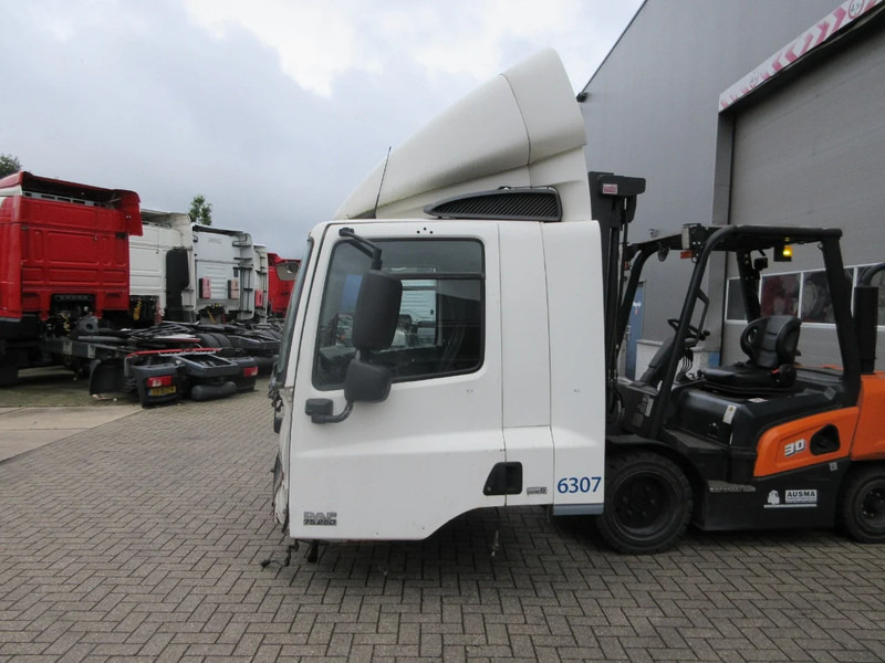 DAF DAF CF 75 DAGCABINE MODEL EURO 5 - Kabina dhe interier për Kamioni: foto 2 DAF DAF CF 75 DAGCABINE MODEL EURO 5 - Kabina dhe interier për Kamioni: foto 2